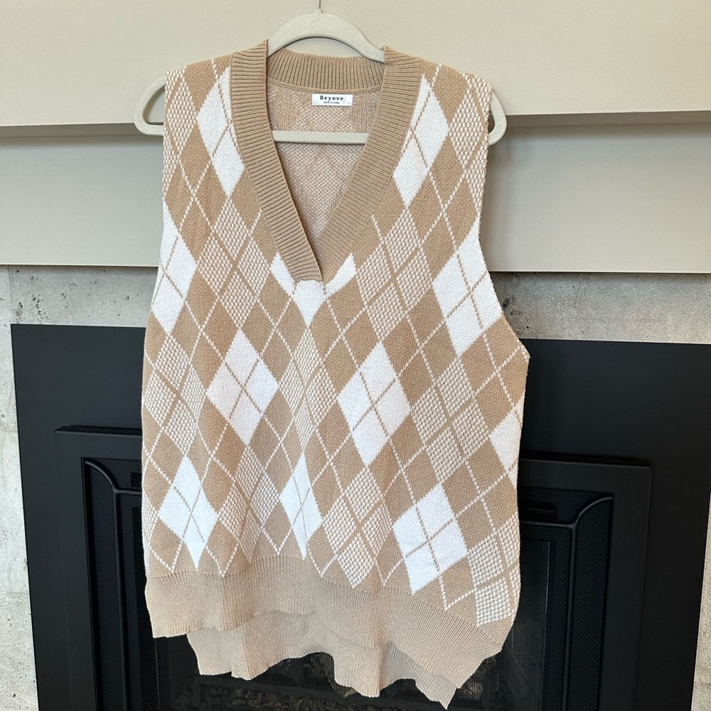 Oversized Argyle Sweater Vest (BRAND NEW)